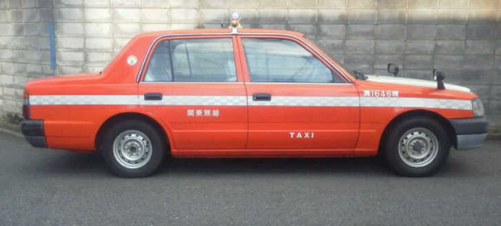 撮影用チェッカータクシー