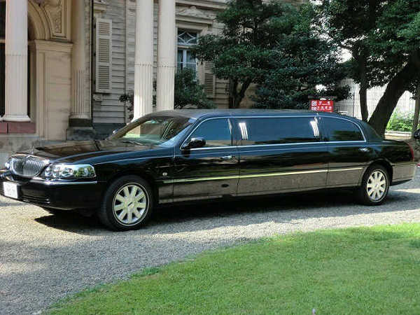 2003 リンカーン タウンカー LIMO 120in ストレッチ リムジン 黒